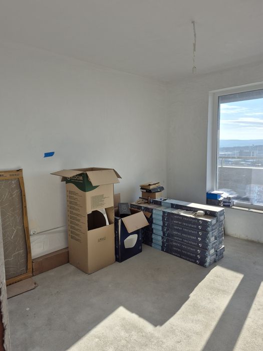 Тристаен апартамент ново строителство.