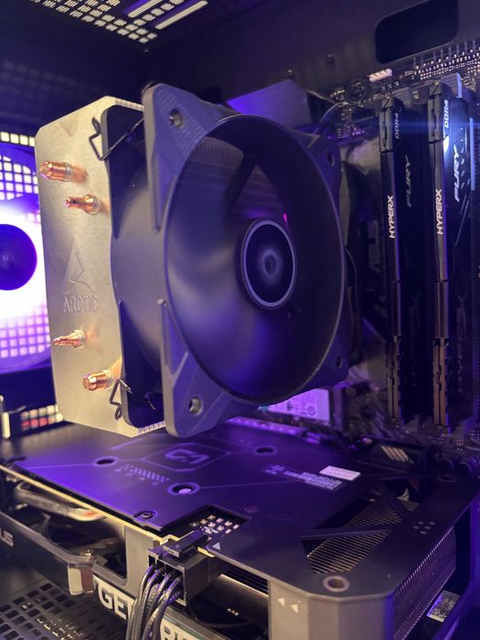 Геймърски компютър AMD Ryzen 5 5600X, RTX 4060 Ti 8GB, 16GB ram
