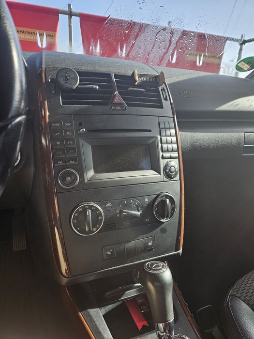 Mercedes-Benz A 160 – Automată