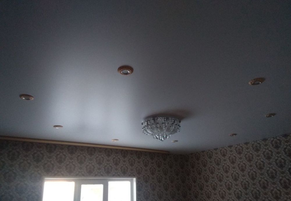 Натяжные потолки