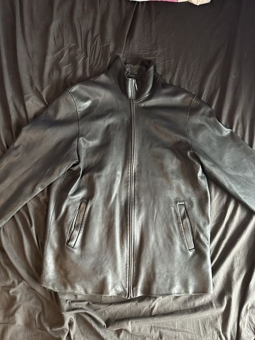 Яке естествена кожа - Poetics