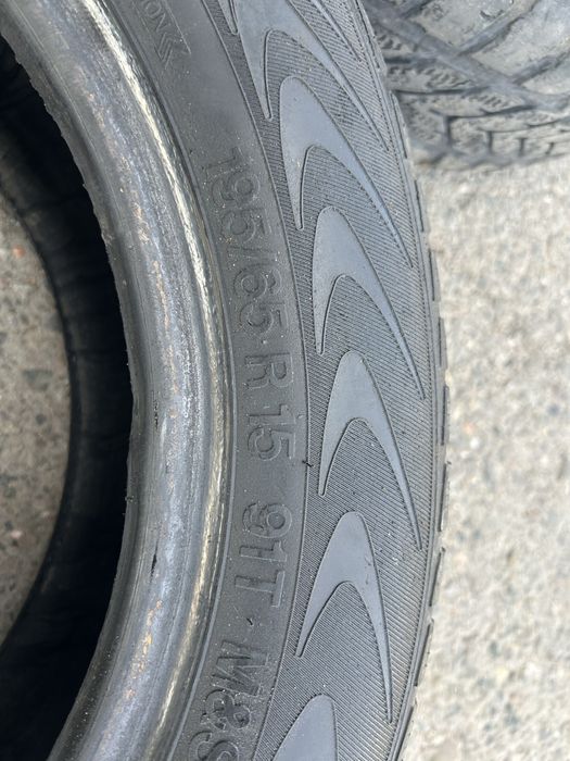 Резины б/у 195/65/15