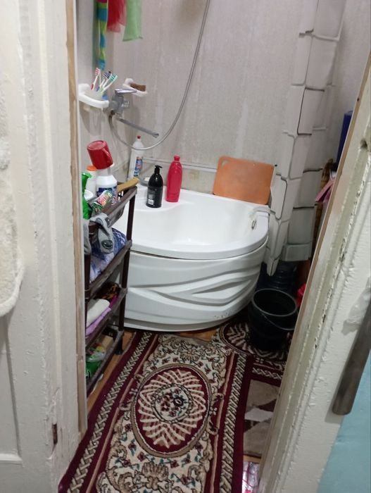 2-хонали уй. Янгиер