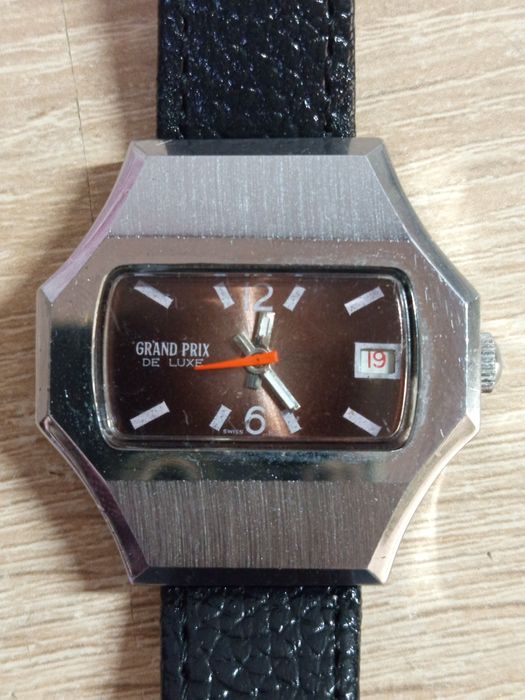 Стар Швейцарски часовник"Grand Prix"de luxe