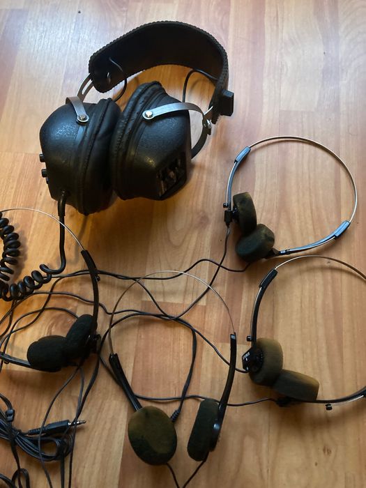 5 bucăți căști audio vintage BST SH-25 și Philips Walkman