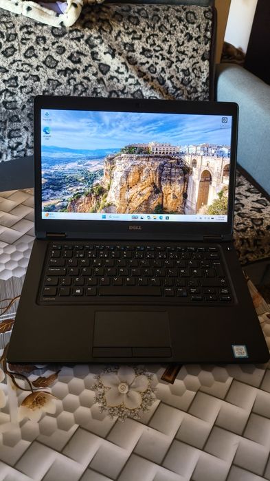 Laptopuri diverse
