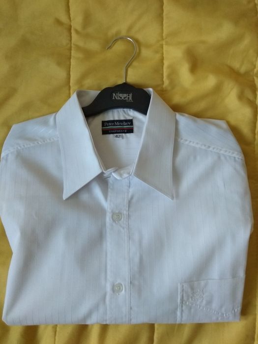 Чисто нови мъжки ризи