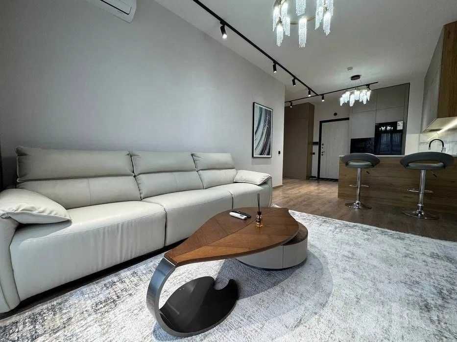 2 комната, современный ремонт и техника в ЖК "Akay City"