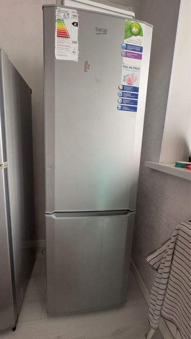 Продам холодильник