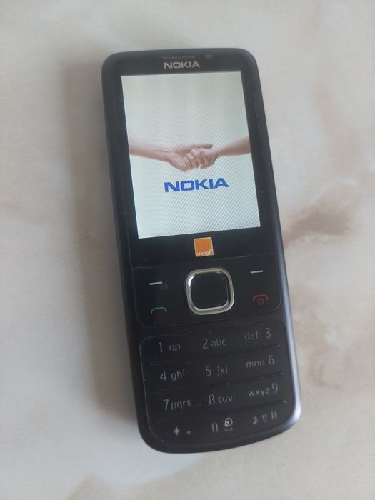Vând Nokia 6700 Classic [varianta pe negru] [codat orange] /poze reale