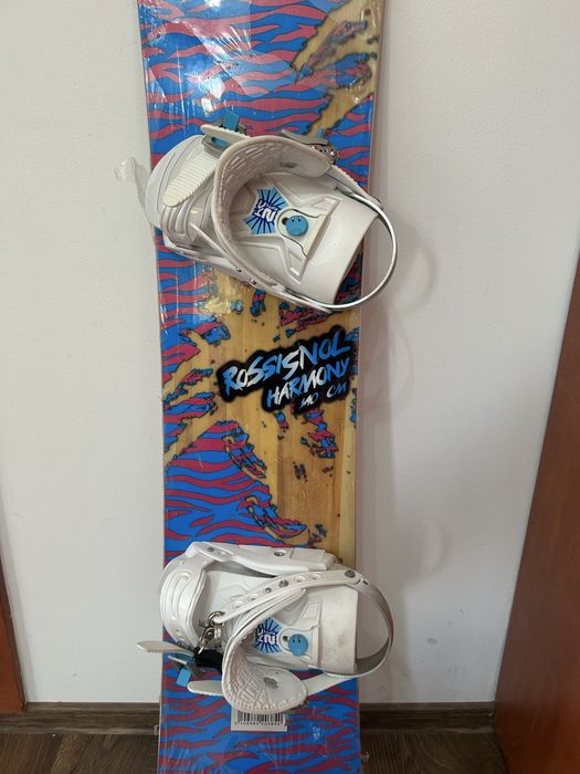 Snowboard fete marime 140 cm nou/nefolosita