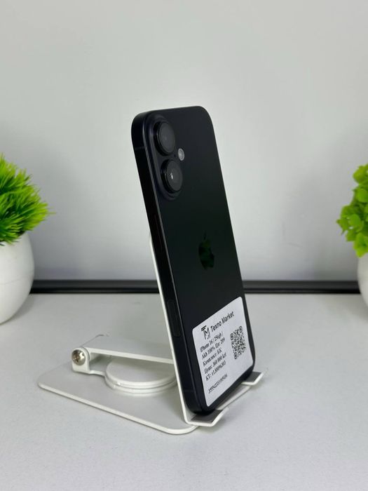 iPhone 16  в хорршем состояний