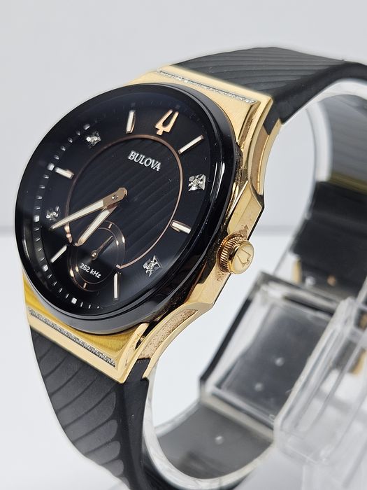 Bulova CURV Diamond 98R239.