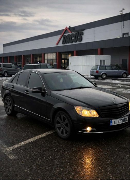 Vând mercedes c200 cdi