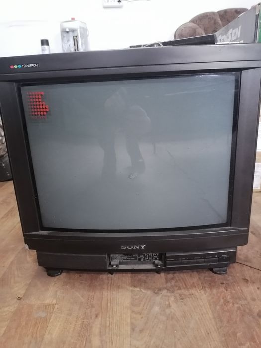 Продам телевизор