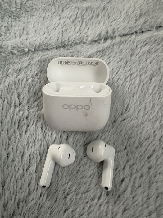 Casti oppo stare buna