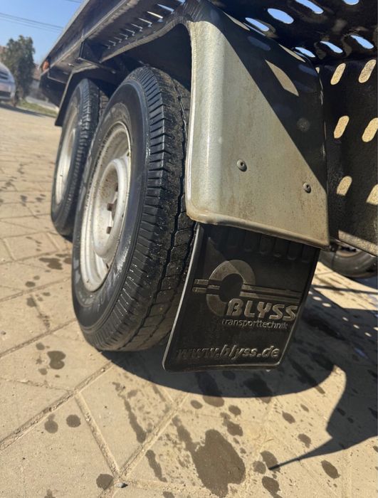 De vânzare trailer Blyss 2700 kg