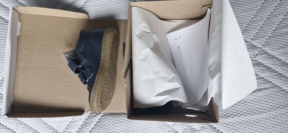 Кожени обувки "Колев & Колев"