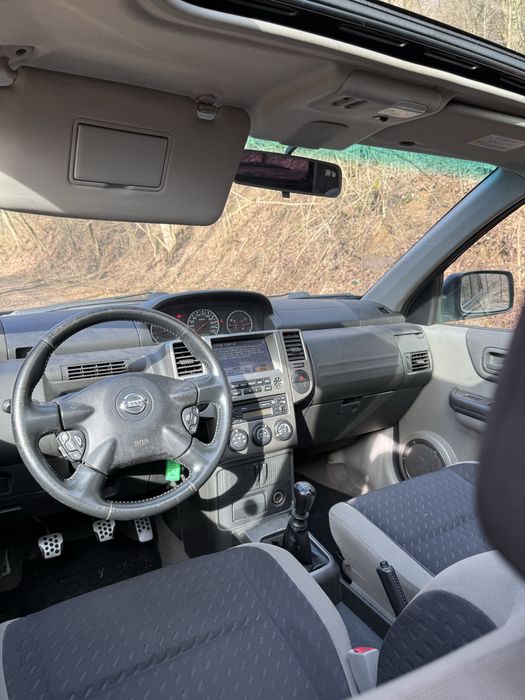 Nissan X-Trail 2.2 Dci 136 cp Autoutilitara