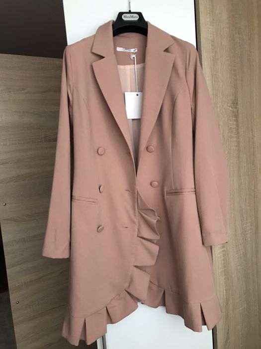 Платья женские, очень красивые