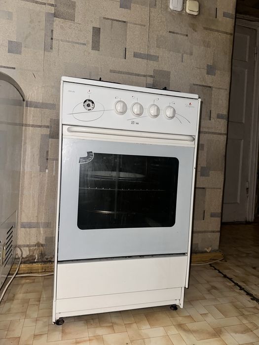 Отдам бесплатно плиту