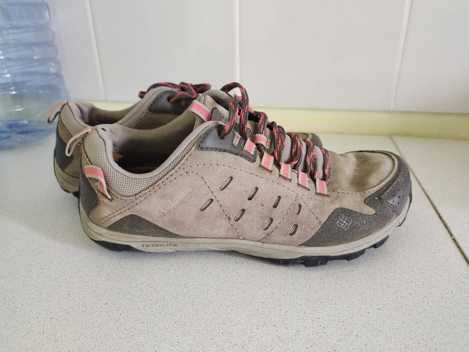 Женьскии кросовка