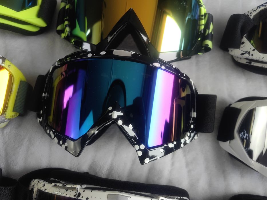 ски и сноуборд очила маска
