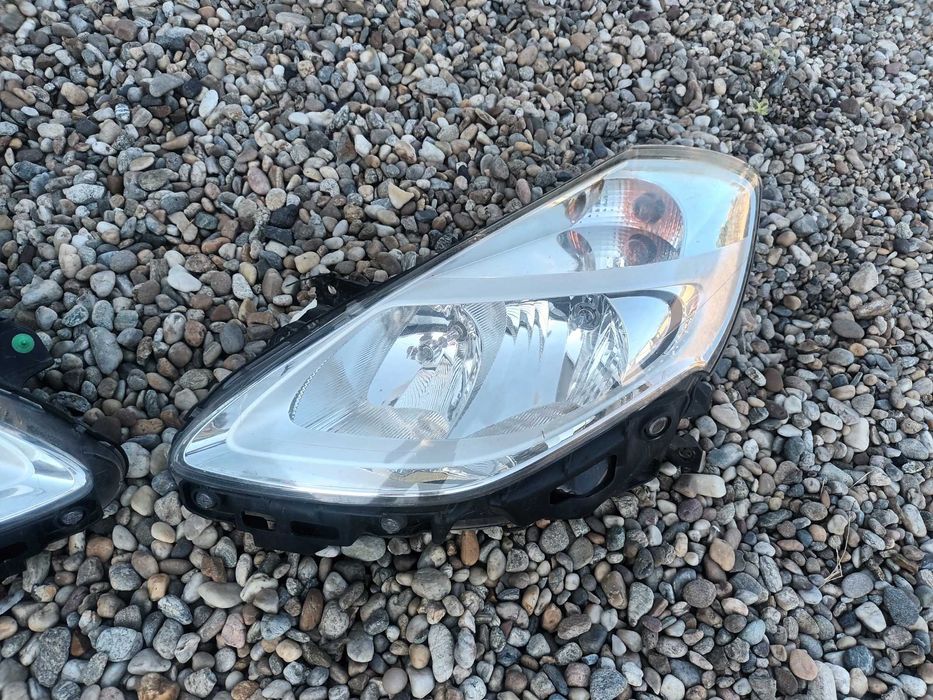 ляв и десен фар за рено клио 3 фейслифт RENAULT CLIO III FACELIFT