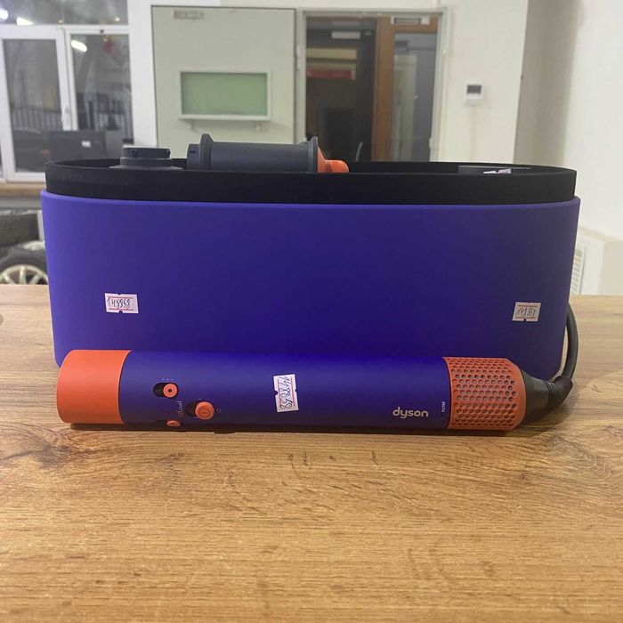 к162/Фен Dyson HS08/sk148858