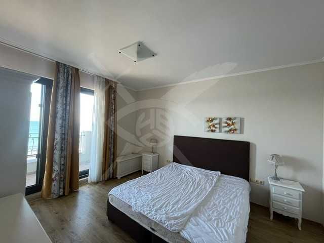 Тристаен апартамент Поморие 53299