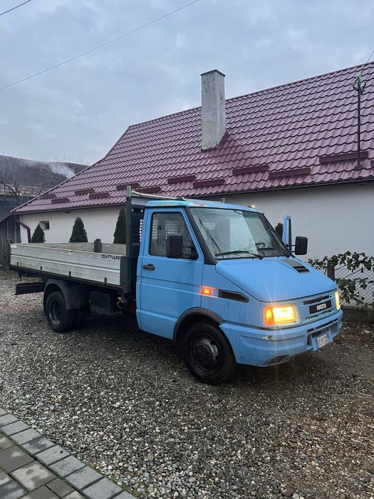 Iveco daily basculabil trilateral permis B