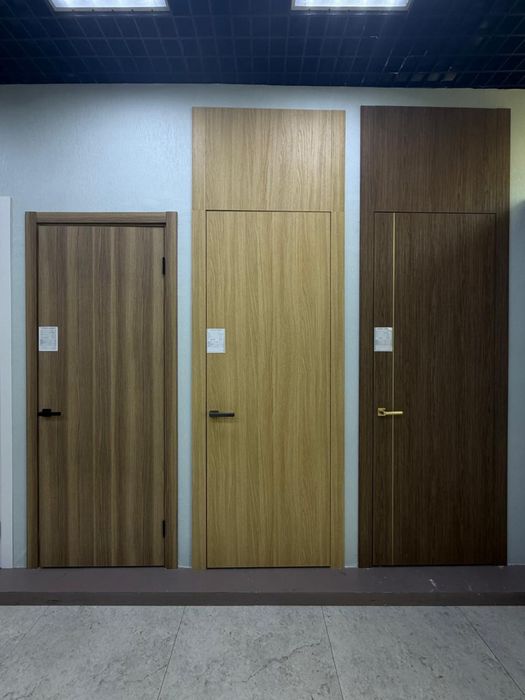 Продам двери в комплекте с ветрины