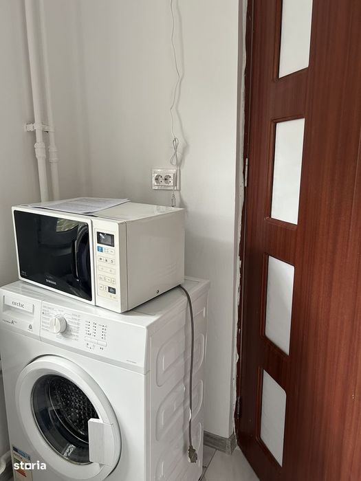 Garsonieră semidecomandata, parter, strada Henri Coandă, 280 Euro