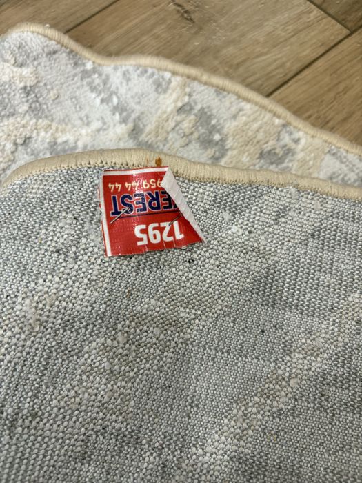 Коврик круглый, в идеальном состоянии