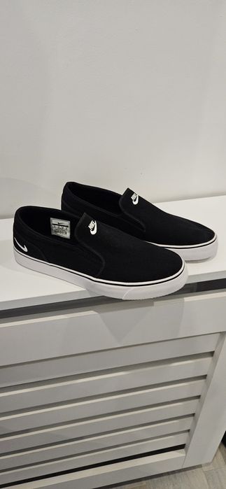 Tenisi barbati Nike Toki Slip Txt