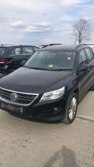 Dezmembram Volkswagen Tiguan 2.0 TDI 4x4 an fabr. 2011
