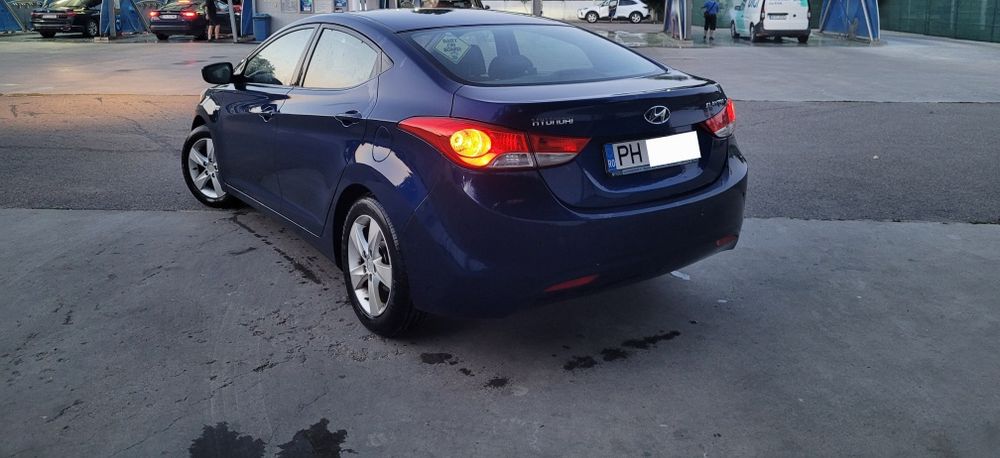 Hyundai Elantra 1.6 MPi (132 CP)