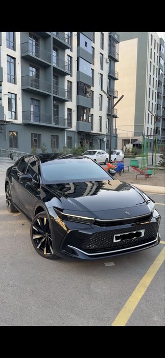 Toyota crown 2024