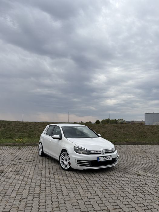VOLKSWAGEN Golf 2012 — imagine 2
