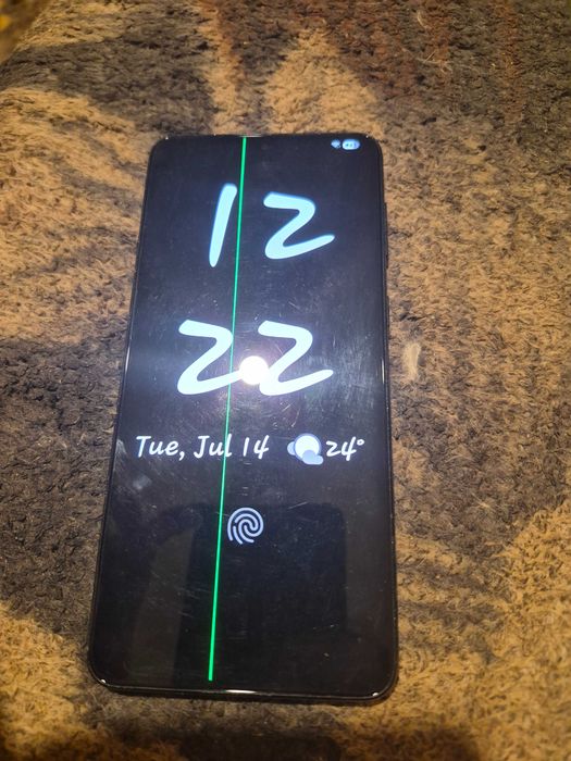 S21+ display defect