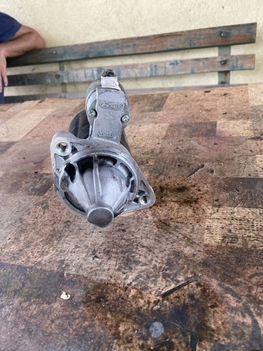 Стартер за хюндай и20 1.2 бензин 84кс 2013 година