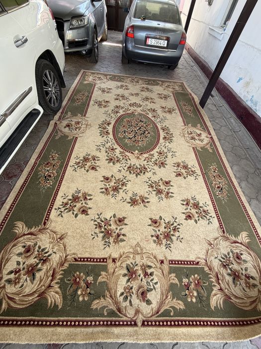 Продам шерстяной ковер 5*3