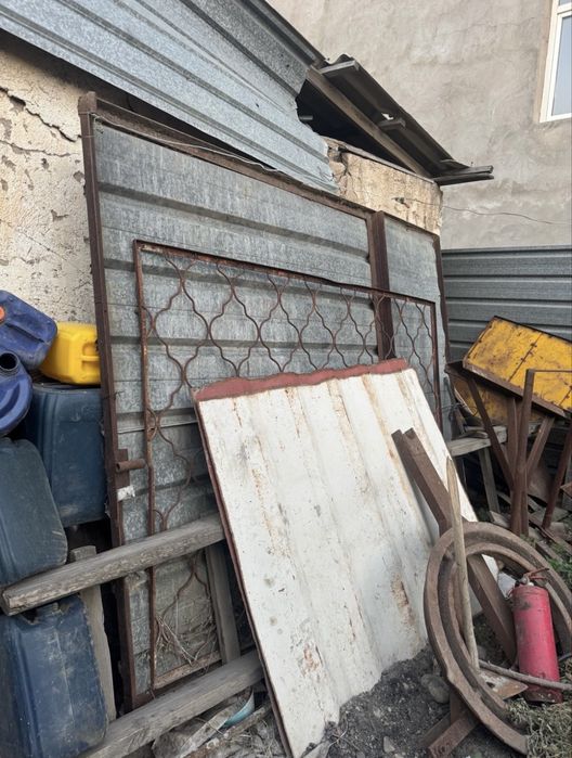 Продам ворота встроена калитка