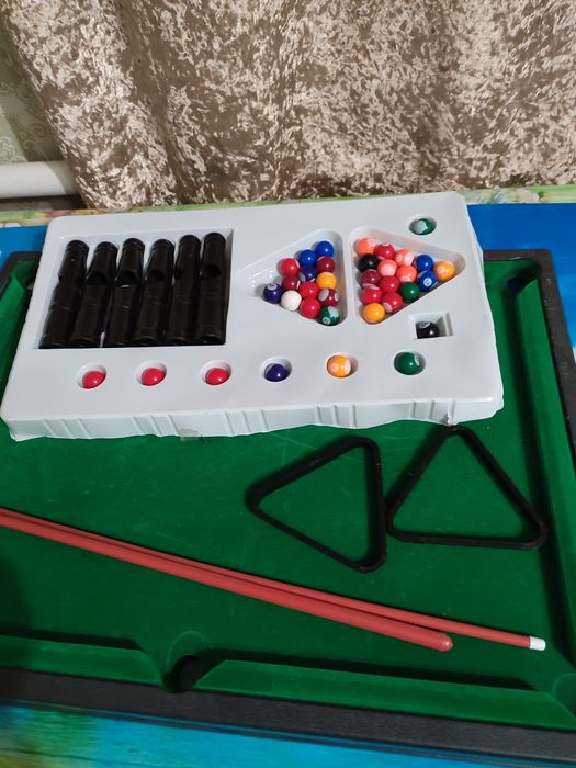 Продам детский бильярд.
