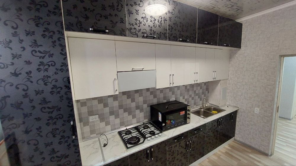 Продается квартира с ремонтом с обстановкой