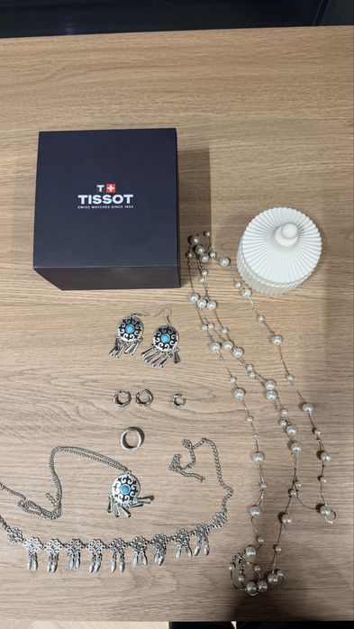 Продам часы Tissot