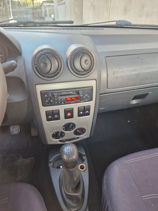 DACIA Logan 2005 — imagine 4