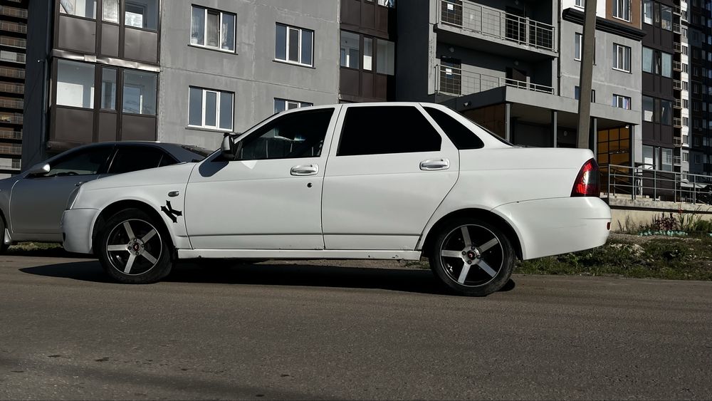 Продам приору торг