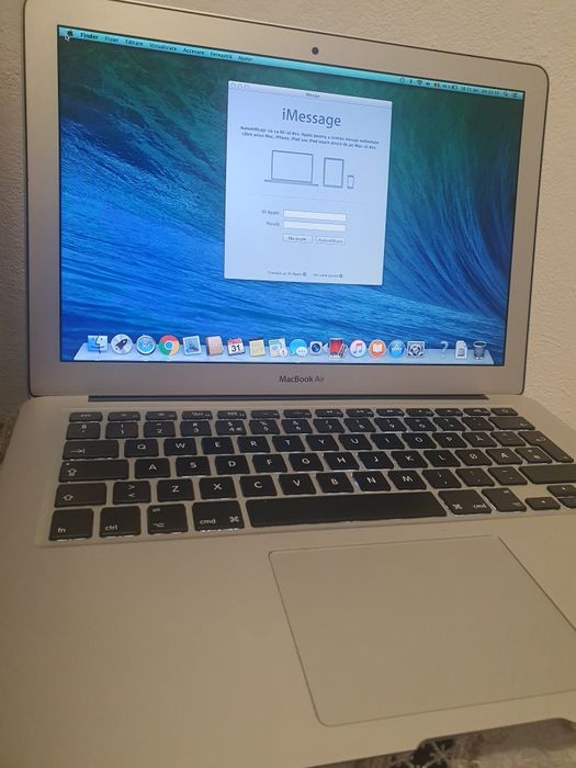 MacBook Air model A 1466