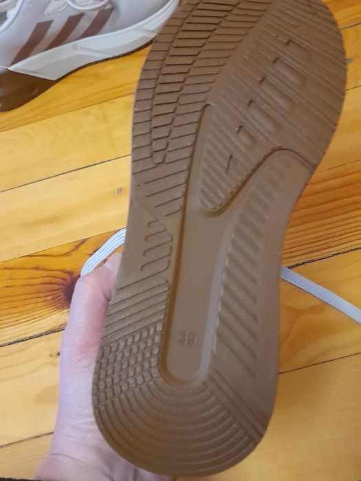 Маратонки ADIDAS ШОК Цена